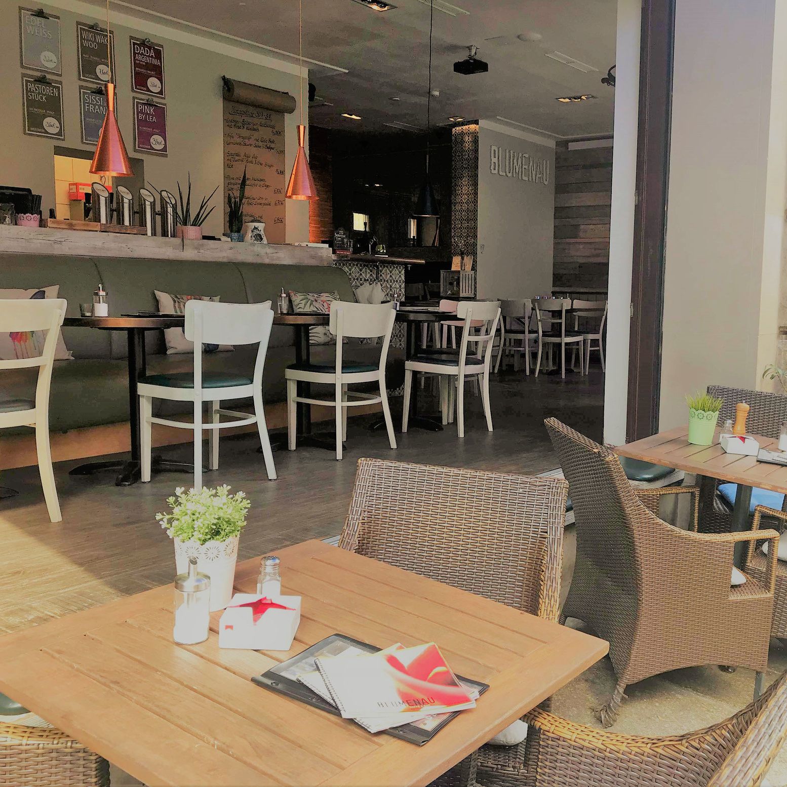 Vegan frühstücken im Blumenau
