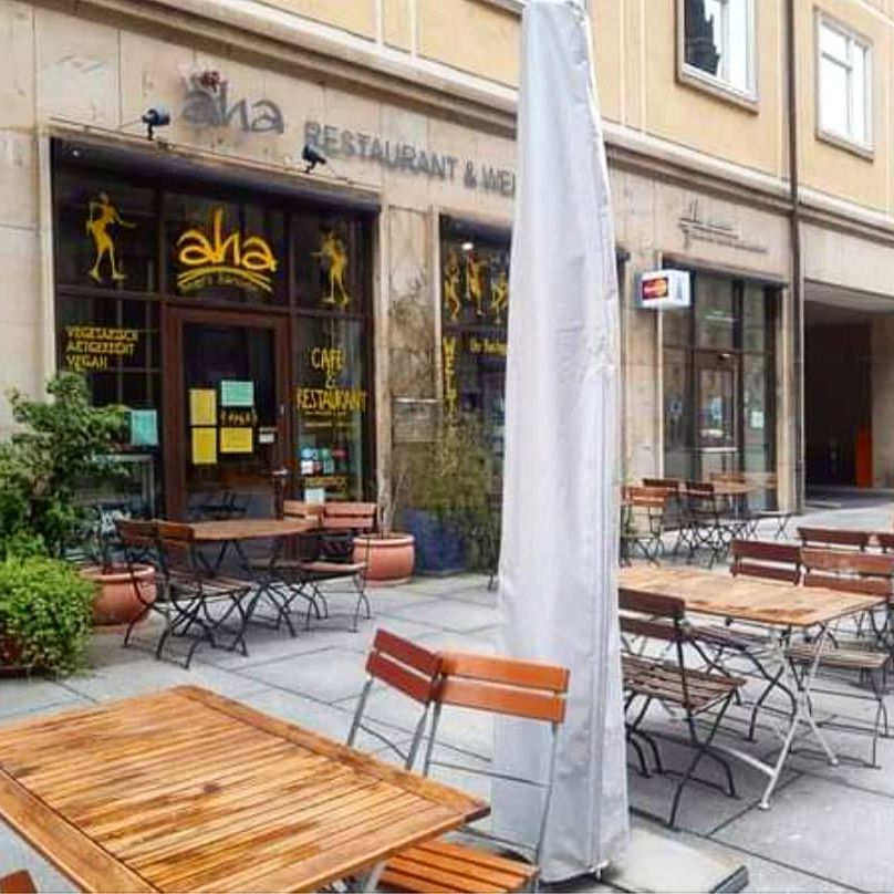 Vegan frühstücken im LadenCafé aha