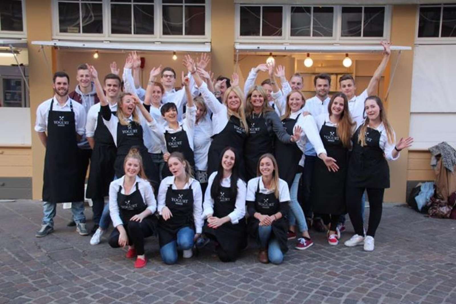 YOMARO Frozen Yogurt