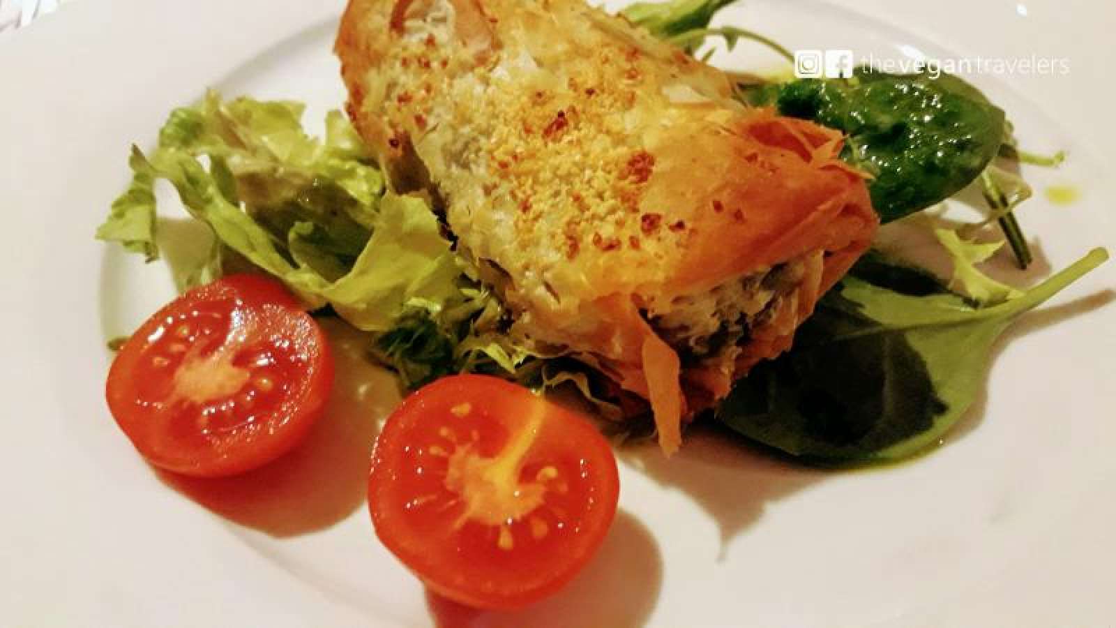 ESSENCIA Restaurante Vegetariano/Vegetarian Restaurant