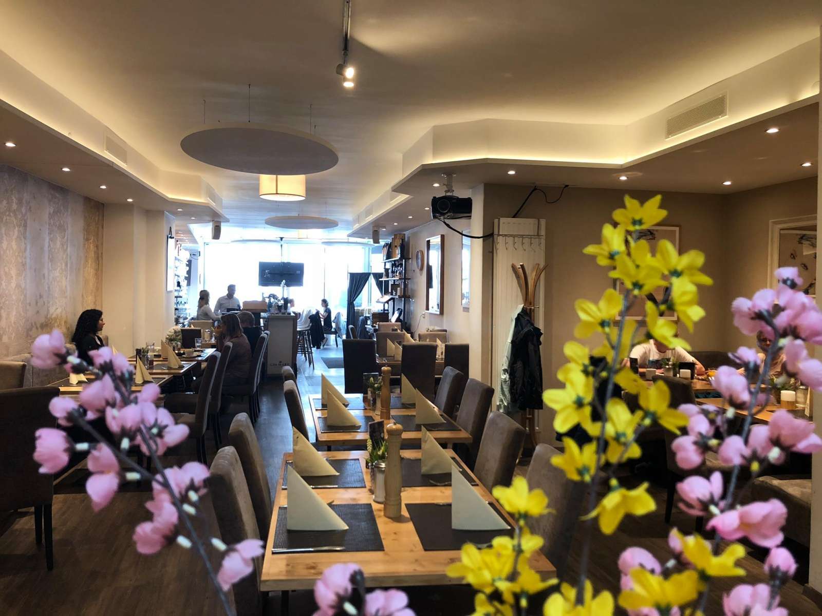 NOVA Essen & Trinken