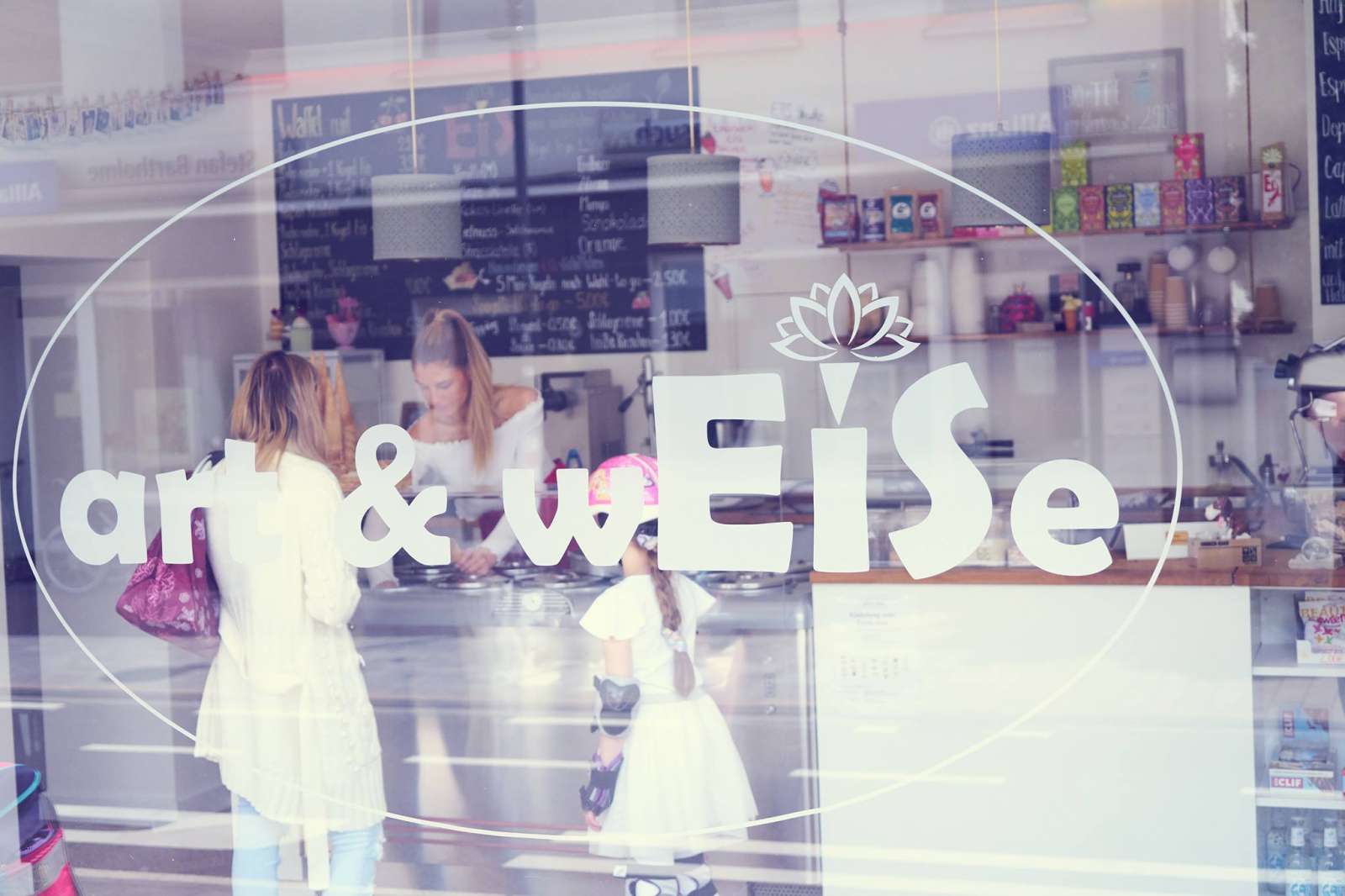 Eiscafé art & wEISe