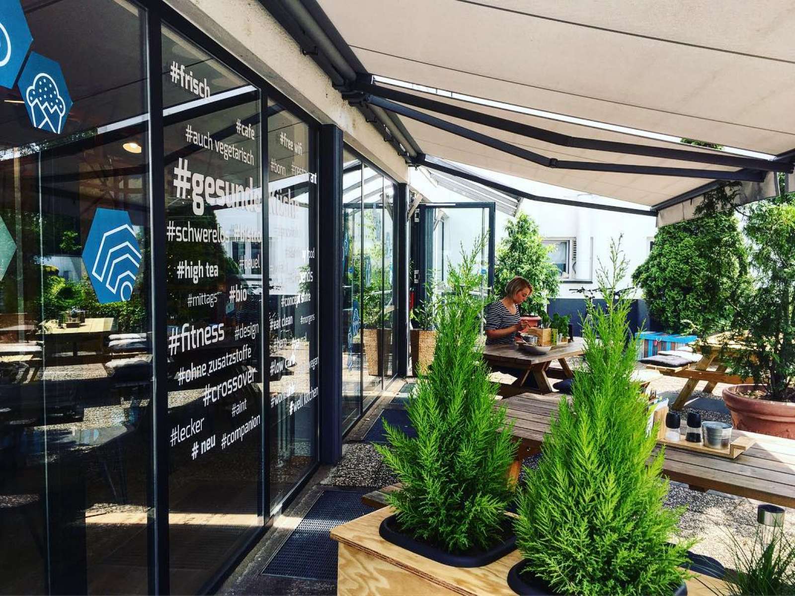 Schwerelos (dauerhaft geschlossen)