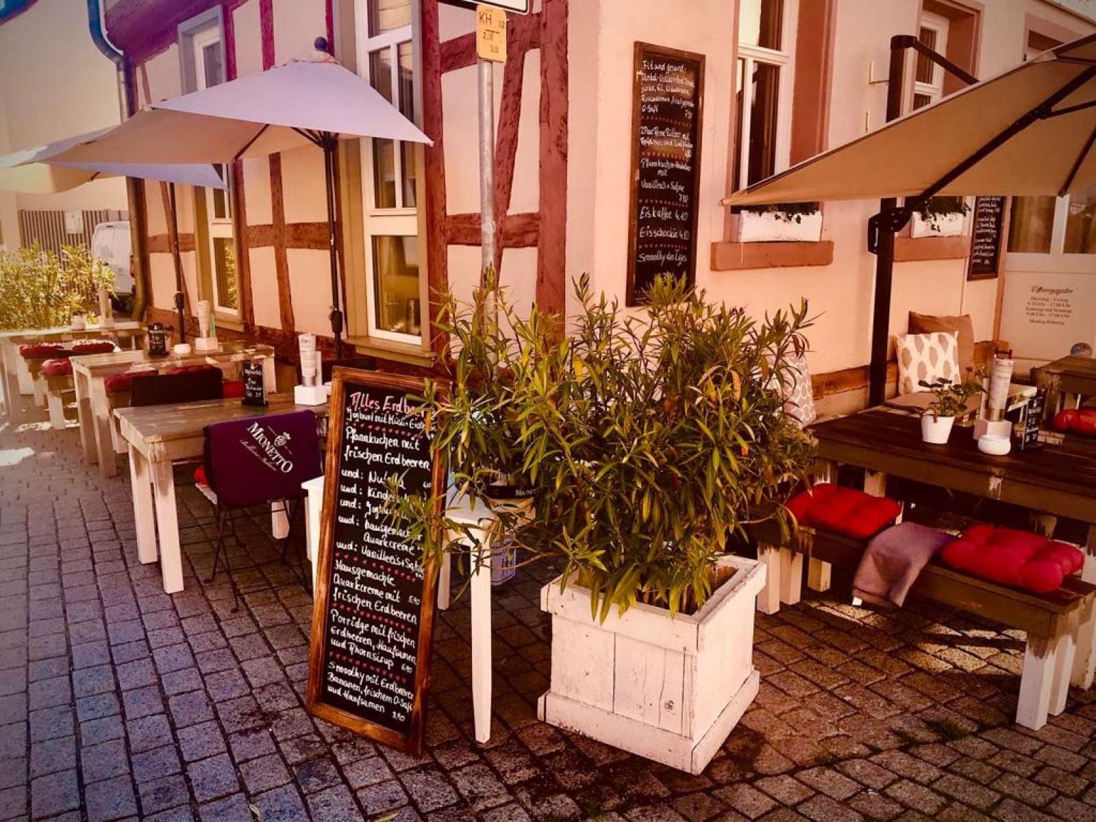 Frau Antje's Cafe & Pfannkuchenhaus