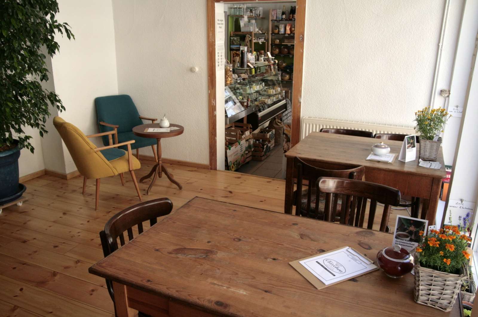 Biokaufladen Clärchen - Biocafé & Bistro