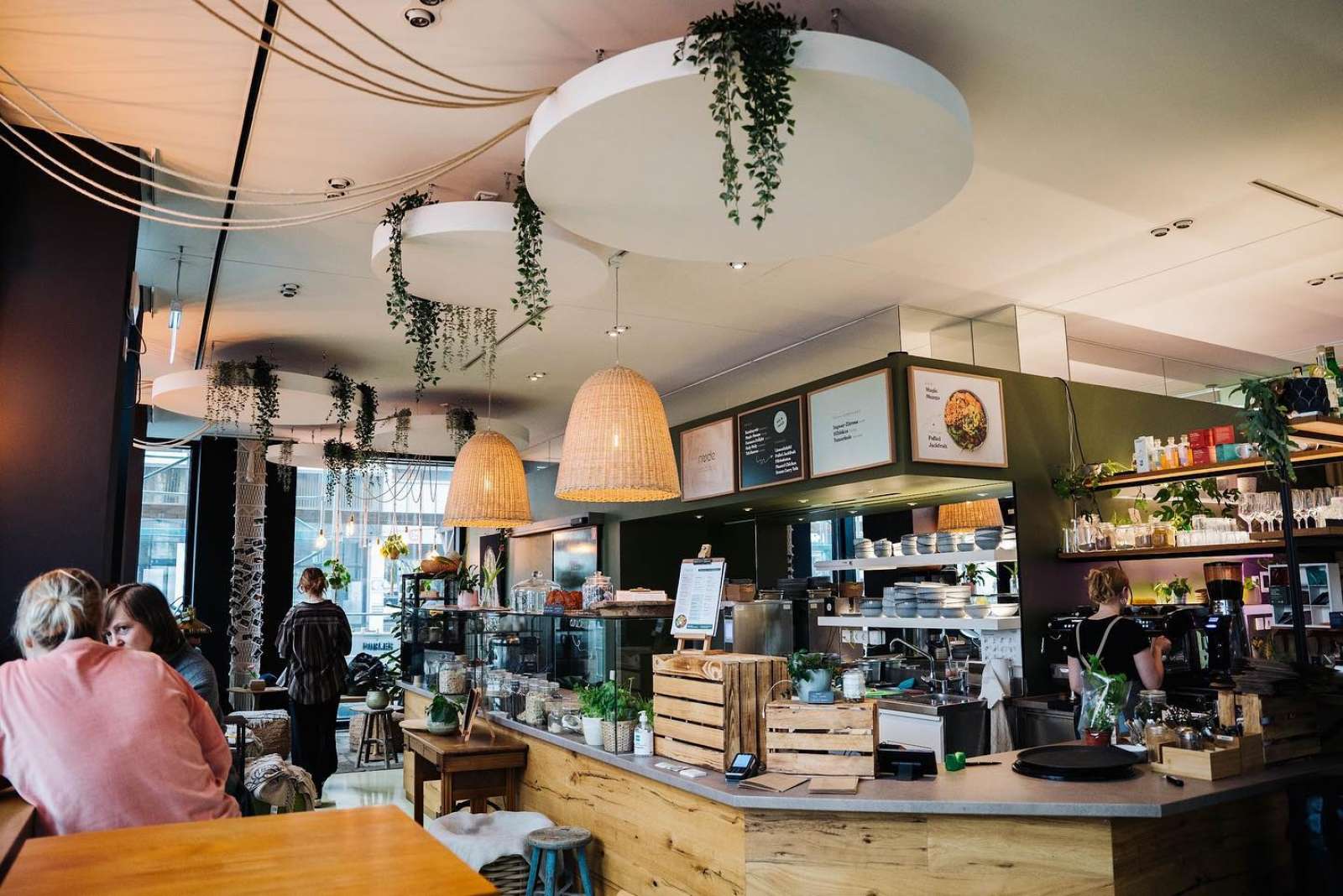 Nude - fresh vegan food