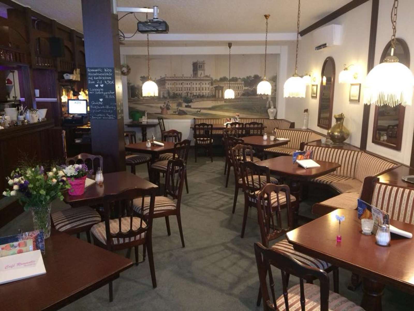 Café Romantic
