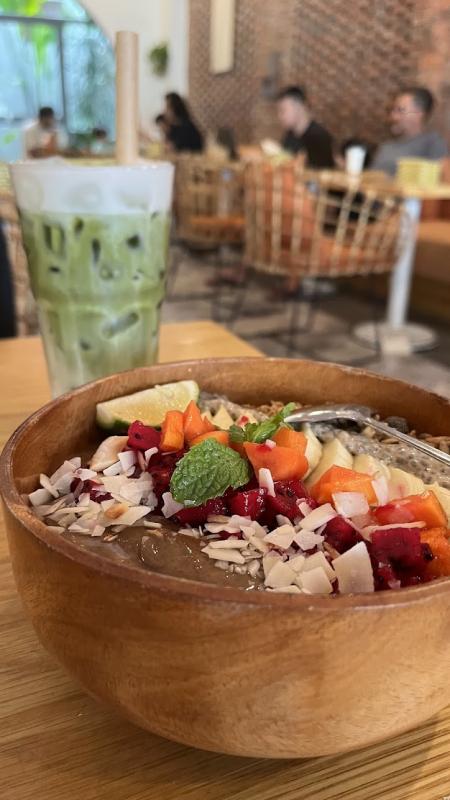 Roots Plant-Based Café